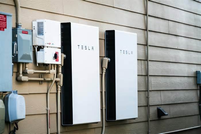 Tesla pleads for Senate to spare its booming energy business