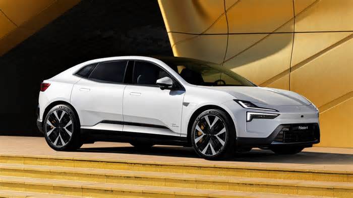 2026 Polestar 4: How Its Price, Speed, & Range Compares To The Tesla Model Y