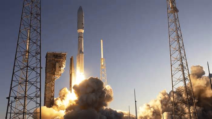 Amazon launches second batch of satellites to rival Starlink