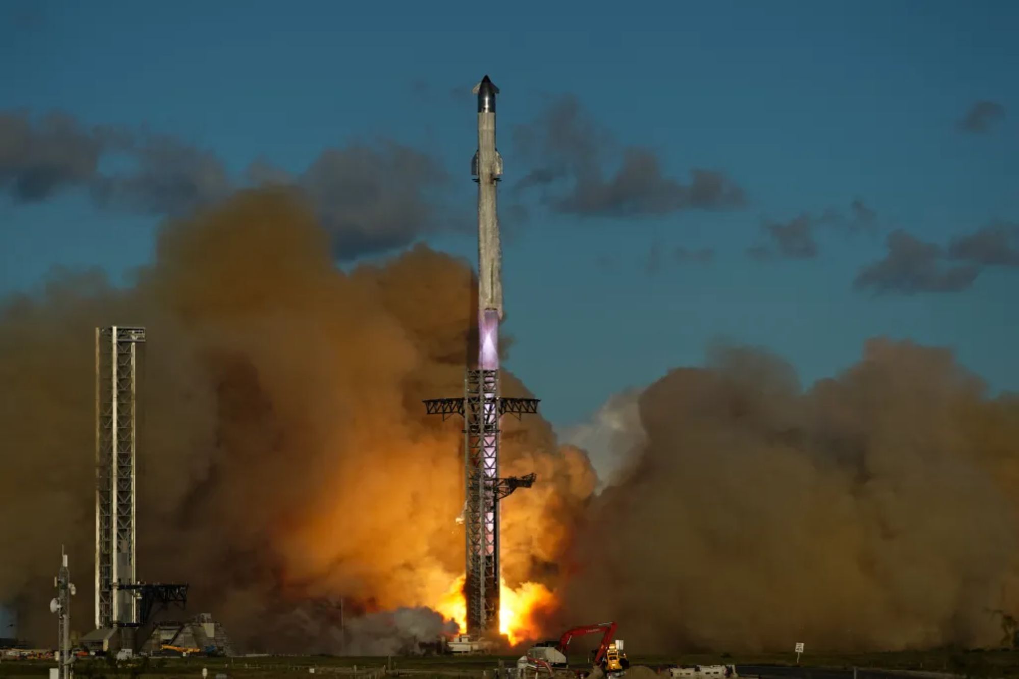 SpaceX’s 11th test flight of mega Starship rocket successfully makes it halfway around world