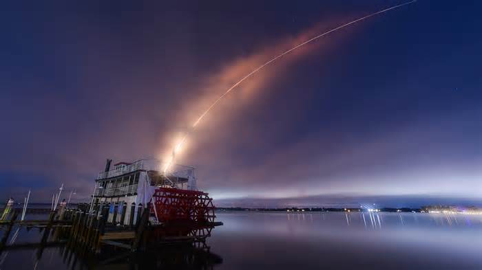 Post-scrub, SpaceX Falcon 9 rocket launches on record-breaking flight from Cape Canaveral