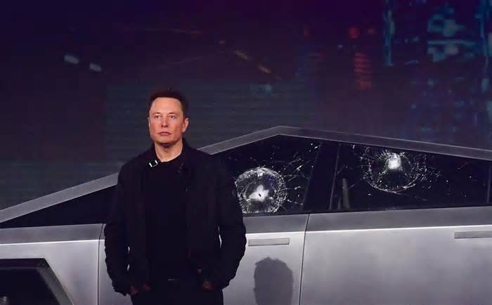 California Police Spent $150,000 On A Souped Up Tesla Cybertruck