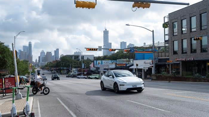 Texas enacts robotaxi rules on the eve of Tesla's Austin rollout