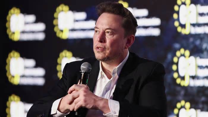 How Elon Musk became the first person with net worth of $400 billion