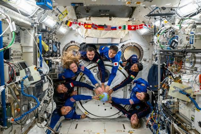 Gaganyatri Shubhanshu Shukla, Ax-4 crew begin return journey after pioneering ISS mission