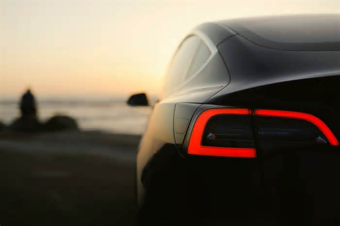 Tesla shares slip following report of cheaper Model Y production delay in U.S.