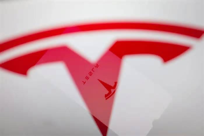 Elon Musk Says Grok Is Coming To Tesla Vehicles ‘Next Week At The Latest’