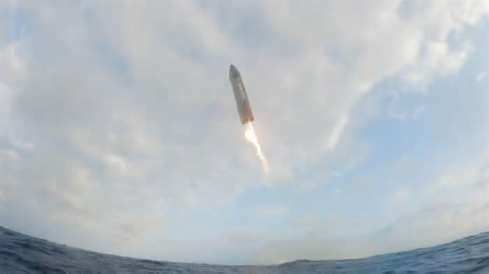 Watch SpaceX Starship flight 6 splash down in amazing 'buoycam' footage (video)