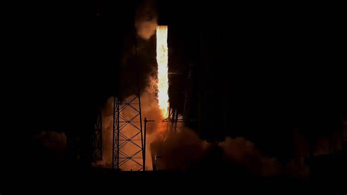 US: SpaceX Launches Astranis’ MicroGEO Satellites