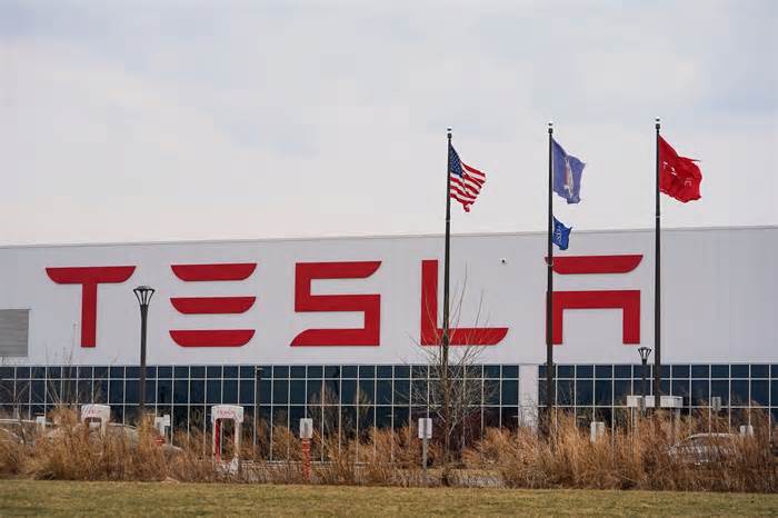 Tesla petitions Wisconsin to open dealership