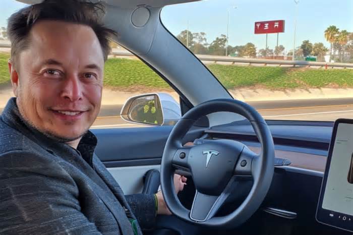 Tesla FSD 'Stunningly Good, But Not Useful Today': Analyst Questions Self-Driving Efforts After Near Crash, Funeral Procession Failure