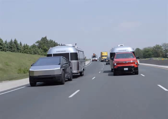 Tesla Cybertruck Meets the Chevy Silverado in the EVs' Towing Showdown