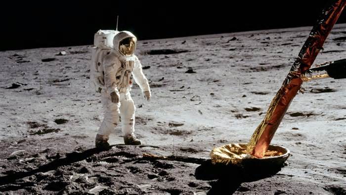 25 Rare and Overlooked Images From the Famed Apollo 11 Mission