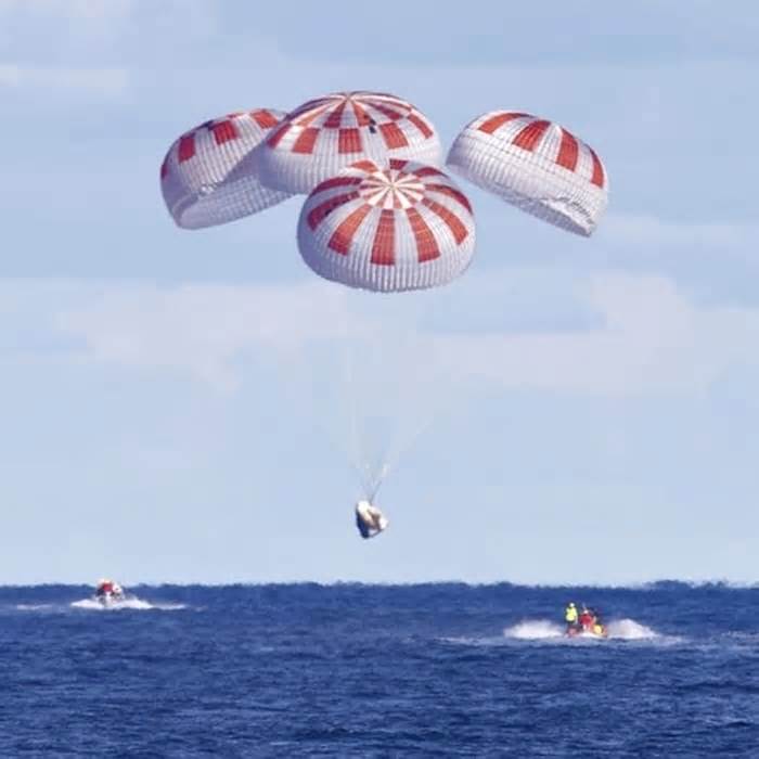 SpaceX’s Dragon Spacecraft Returns to Earth, Sends Sonic Boom Across Southern California