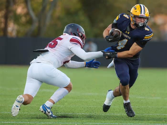 Bo MacCormack’s two-way act takes the stage as BB&N wins battle of the unbeatens against Tabor