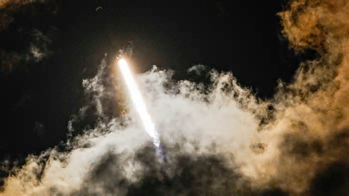 See photos: SpaceX rocket launch from Cape Canaveral on Starlink mission Tuesday night