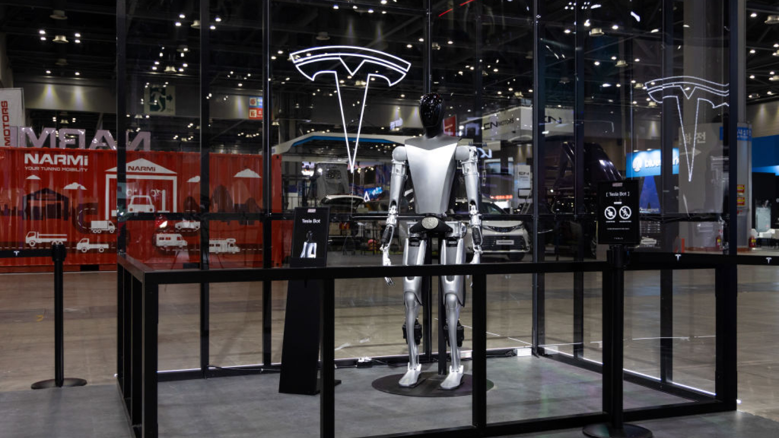 Elon Musk just teased Telsa’s new Optimus Gen-2 robot with a video featuring a funky treat at the end