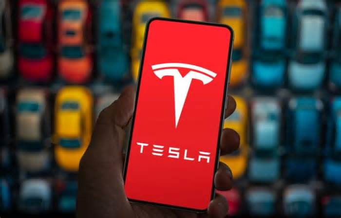 AI sets date when Tesla stock will hit $500