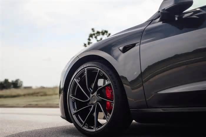 New Tesla owner shares surprising takeaways after first few days with car: 'I don't regret it at all'