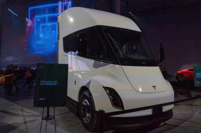 Tesla executive comments on expanding Semi in global market: 'We are taking steps to bring the Tesla Semi to Europe'