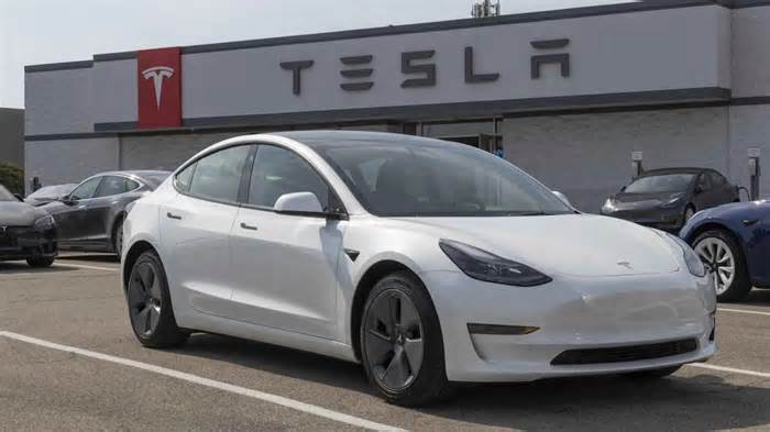 3 Reasons To Buy a Tesla in 2025 — and 3 Reasons To Reconsider